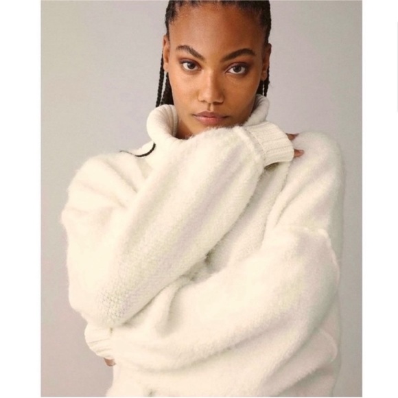 Free People Milo Oversized Tunic Turtleneck Sweater in Off White NWT Size Med - Picture 5 of 12